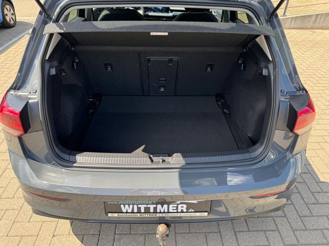 Golf VIII United 2.0 TDI DSG ACC/AHK/APP/NAVI/SH