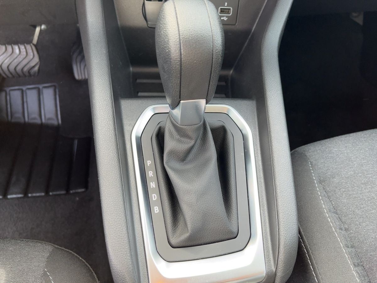 Fahrzeugabbildung Renault Clio EQUILIBRE E-TECH 145 EPH