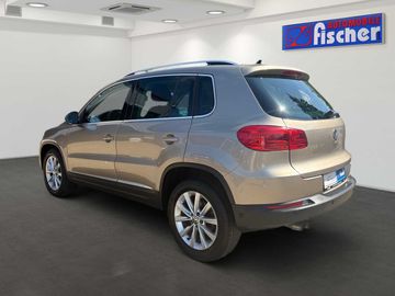 Volkswagen Tiguan - 5