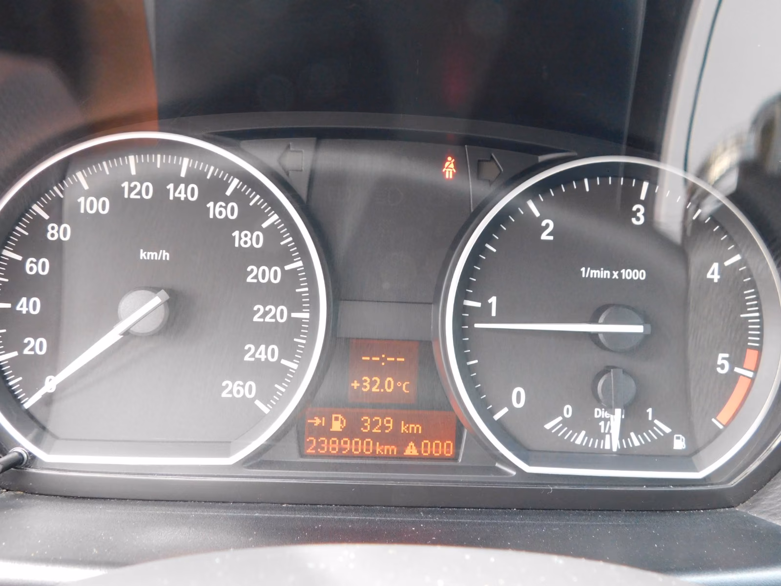 BMW 1 Limousine 120 d/Navi/SSD/ALU/PDC
