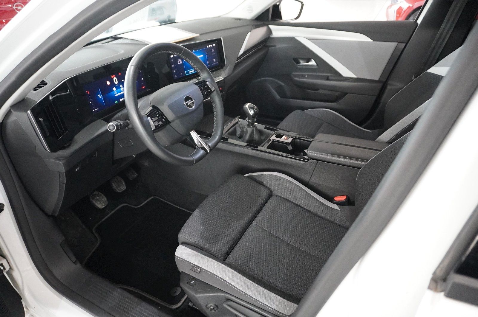 Fahrzeugabbildung Opel Astra L Lim. 1.5D BUSINESS EDIT. NAI/LED/KAMERA