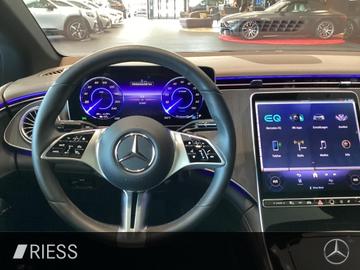 2022 Mercedes-BENZ EQE — миниатюра 11