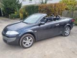 Renault Megane 2 Cabrio, Opas Auto, Garage... - Renault Megane aus 2006: Cabrio