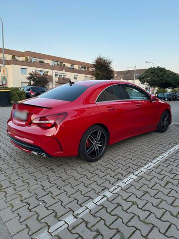 MERCEDES-BENZ CLA 220 4 MATIC AMG Line