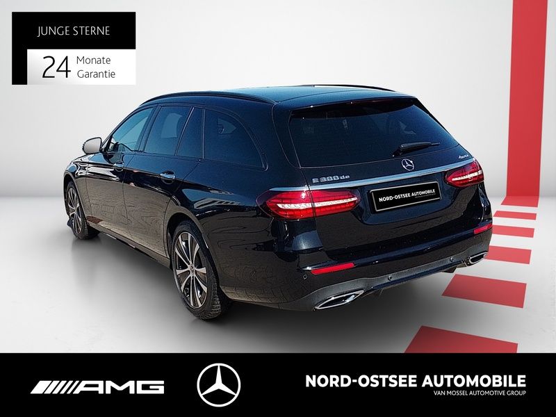 Mercedes-Benz E 300 T de 4M AMG DISTRO HUD 360 BURMESTER NIGHT foto 3