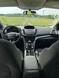 Ford Kuga - 11