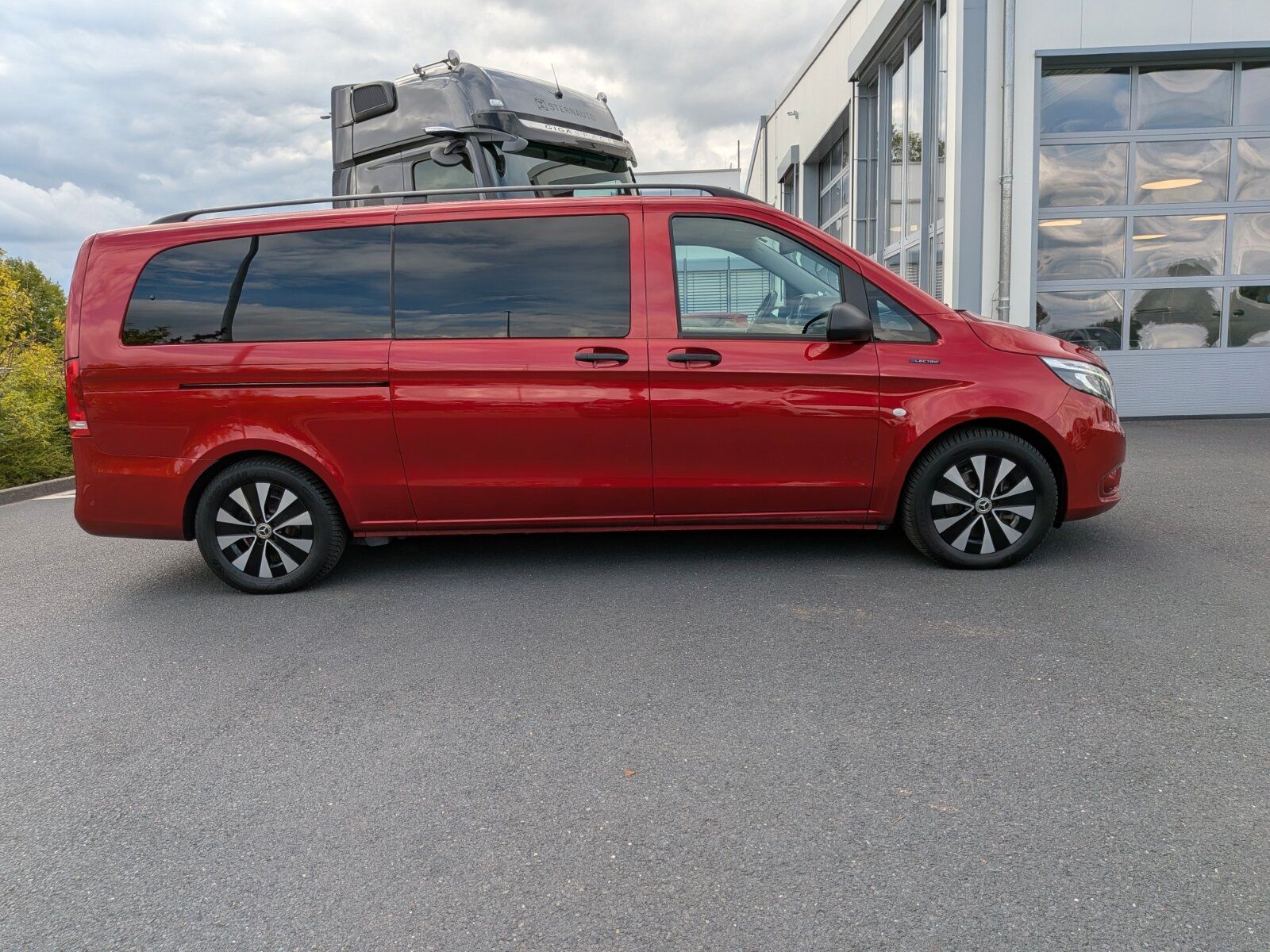 Mercedes-Benz eVito Tourer PRO 129 extralang LED 8-SITZE NAVI  imagem 3