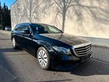 Mercedes-Benz E 200 E Kombi Kamera Automatik Leder AHK - Mercedes-Benz E 200 Gebrauchtwagen in Freiburg