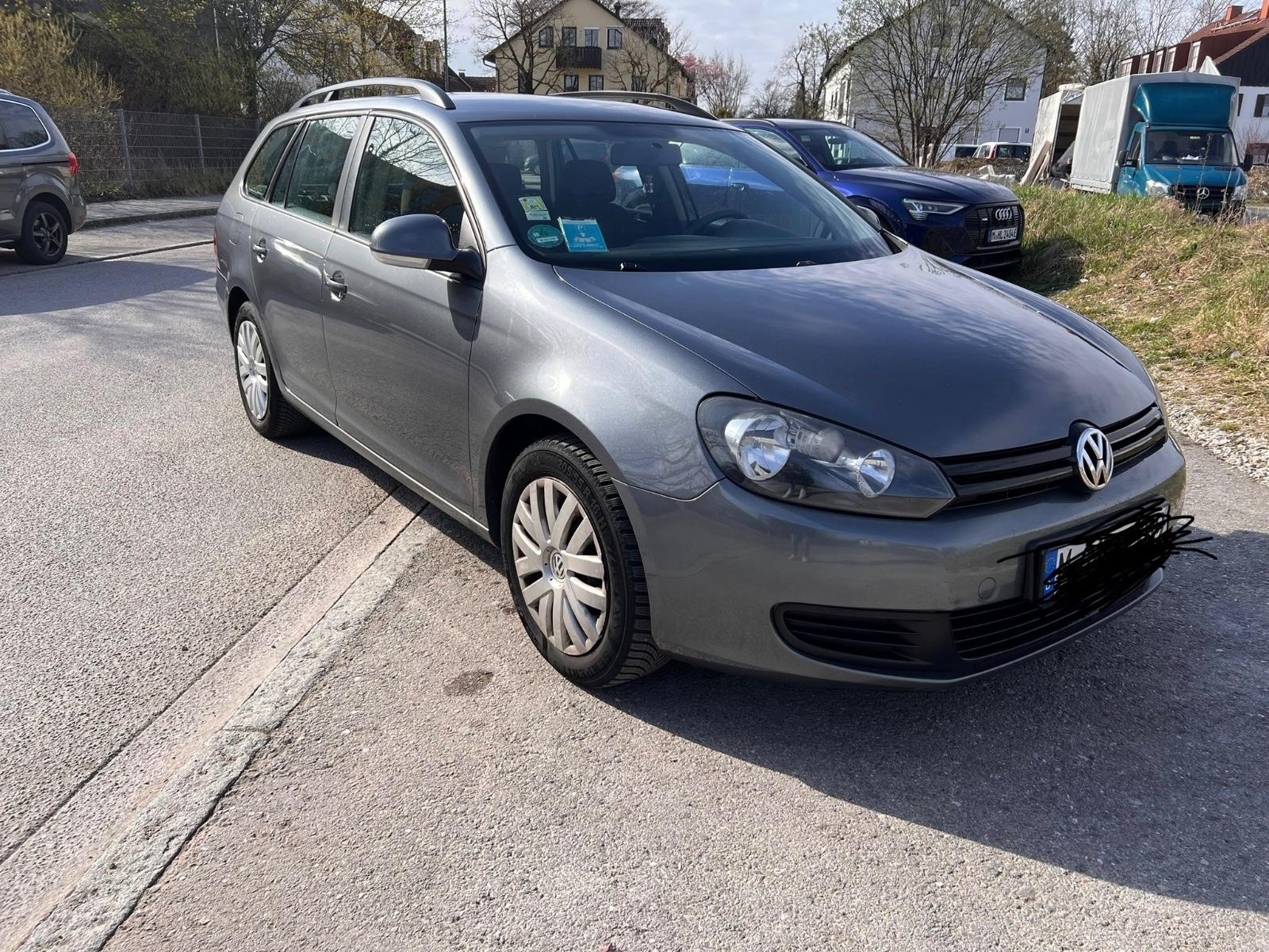 Volkswagen Golf 1.6 TDI  Variant KLIA-217458 KM