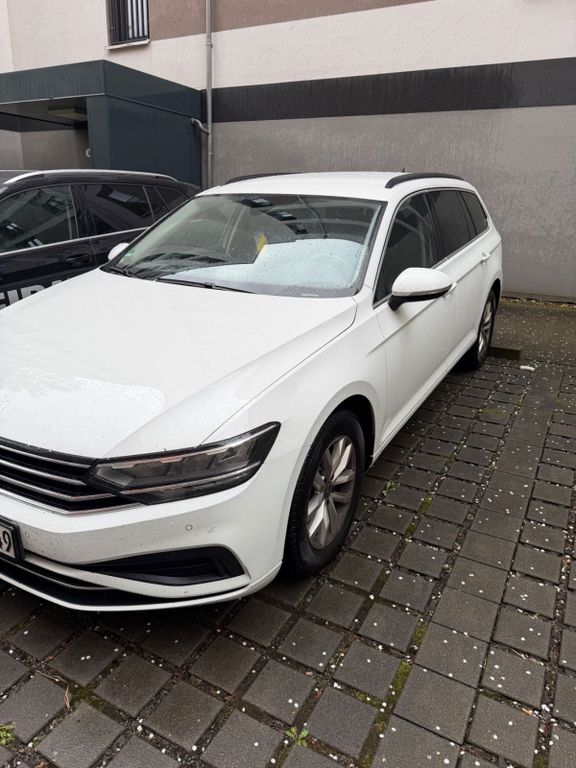 Image of Volkswagen Passat