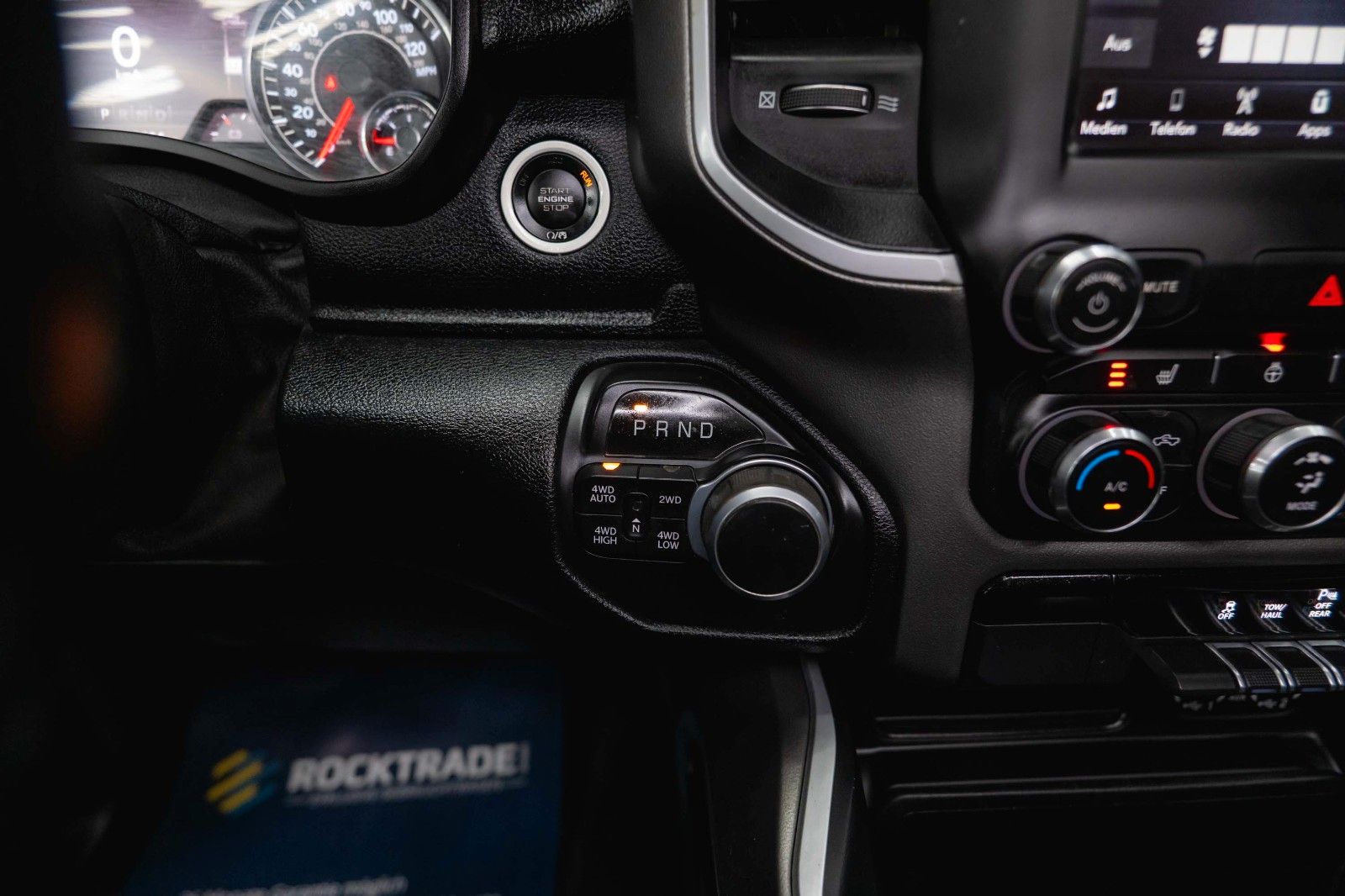 Fahrzeugabbildung Dodge RAM 5.7 V8 HEMI 4x4 NIGHT LARAMIE *Unfallfrei*