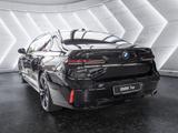 BMW 750e xDrive M-Sport AKTIVSITZE PANO 360° HUD RSE - BMW 750 Neuwagen