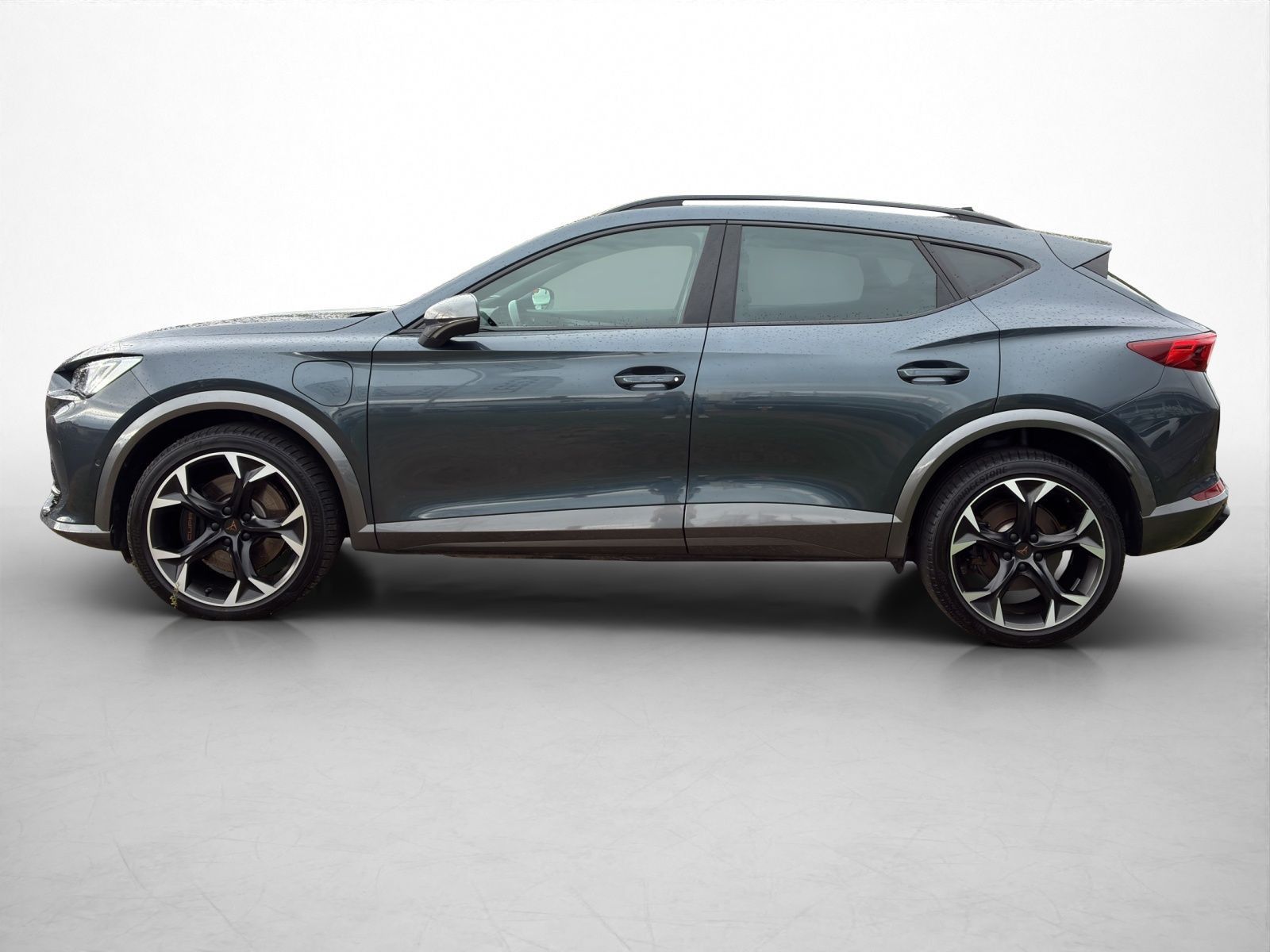 Cupra Formentor 1.4 e-Hybrid VZ*LED*AHK*KAMERA*PDC*SHZ imagem 3