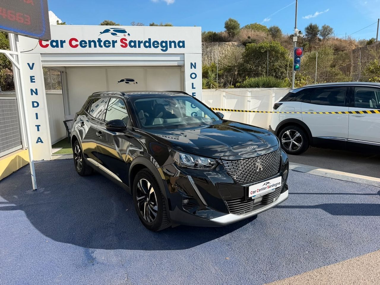 Peugeot 2008 PureTech 100 S&S Allure imagem 3