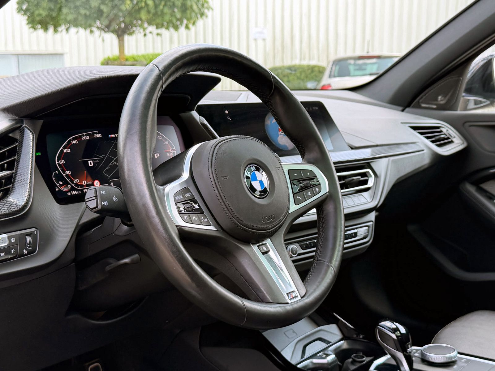 Fahrzeugabbildung BMW M135i Steptr. xDrive M-Perf. ACC KAM HUD PANO BT