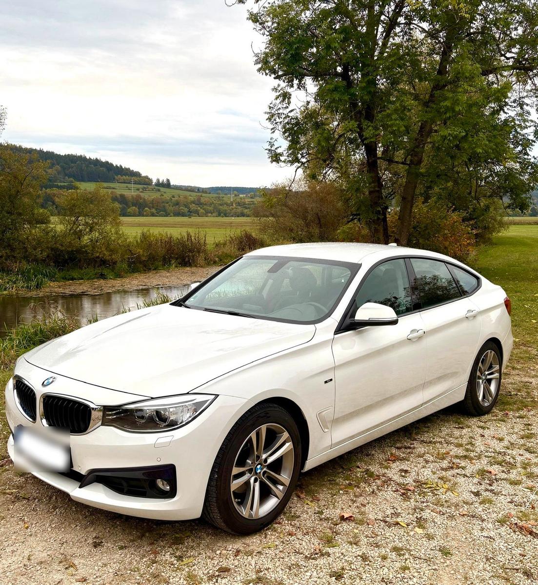 BMW 320
