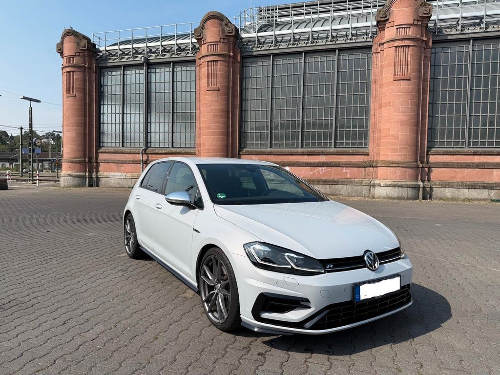 Image of Volkswagen Golf