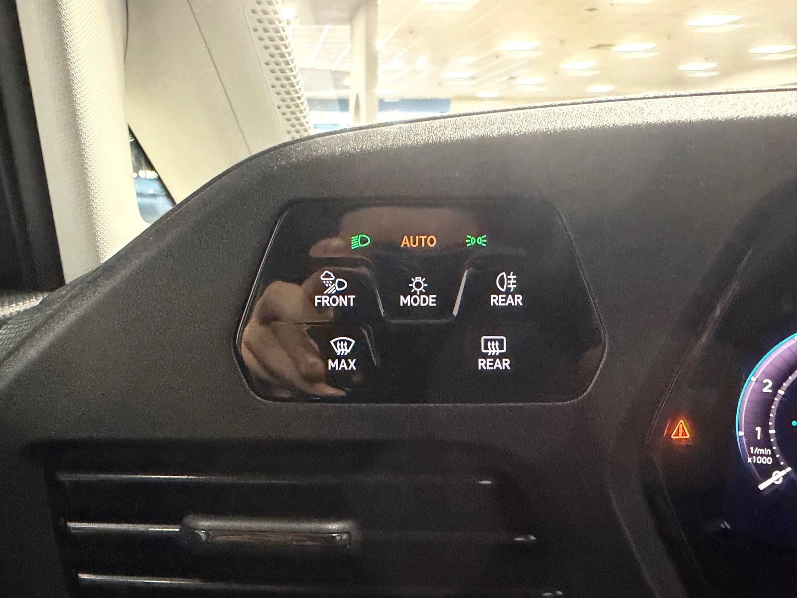 Fahrzeugabbildung Volkswagen Caddy 1.5 TSI DSG Edition+Garantie 2030+AHK abn+