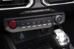 FORD Mustang Convertible 5.0 V8 GT*NEUWERTIG*B&O*CAM