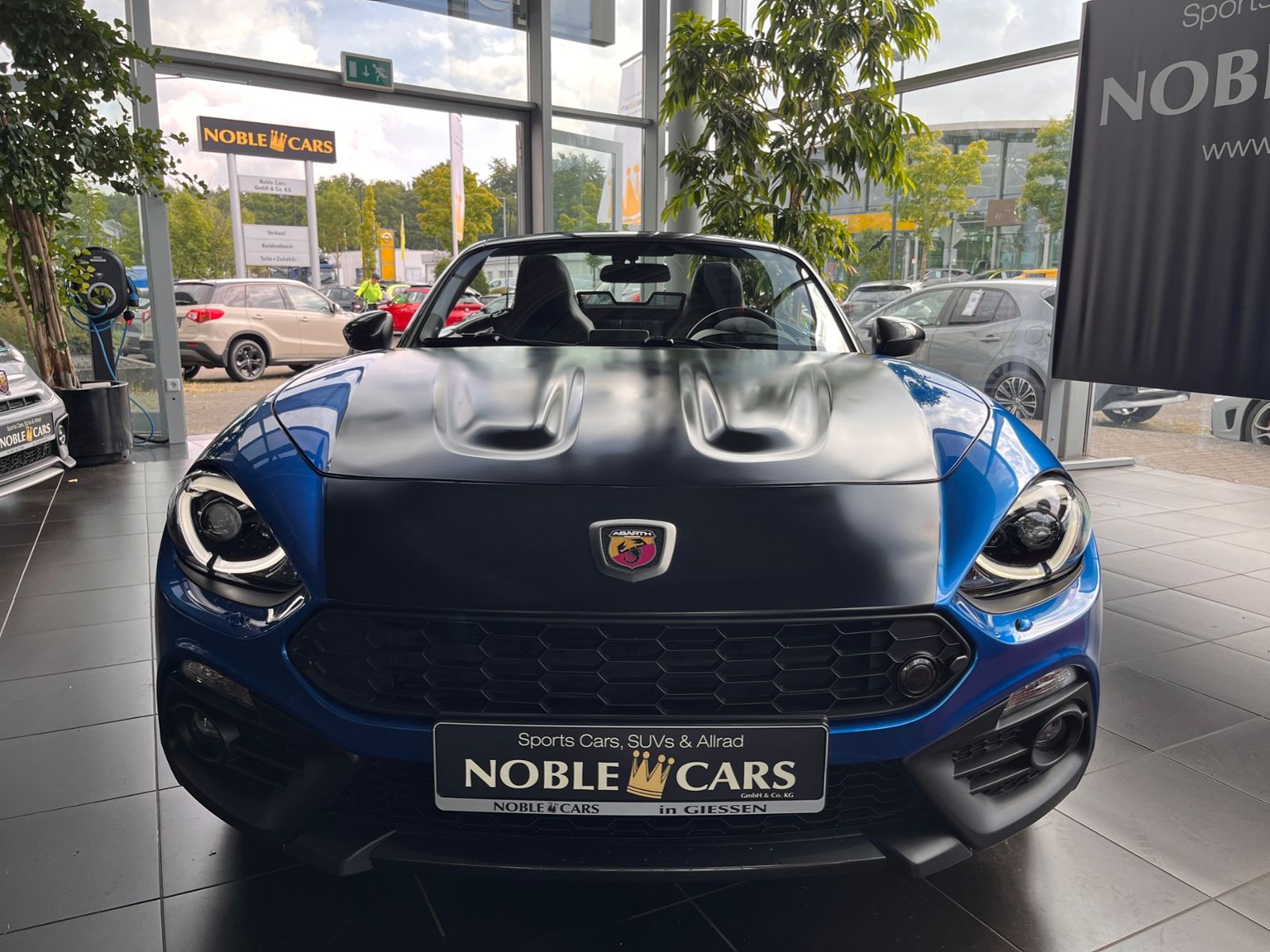 Fahrzeugabbildung Abarth 124 Spider NAVI KLIMA LED LEDER ALU BOSE
