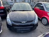 Hyundai i20 1.2 Edition20/4 tür/Klimaanlage/E.FH - Hyundai i20 Gebrauchtwagen in Oberhausen
