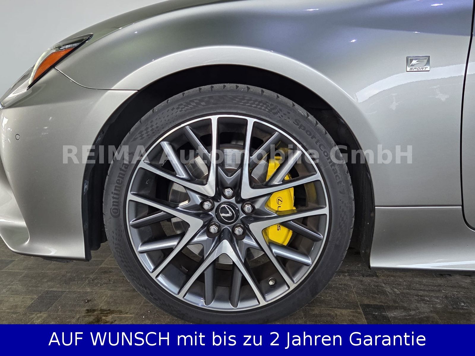 Fahrzeugabbildung Lexus RC 300h Coupé Automatik F SPORT, Leder