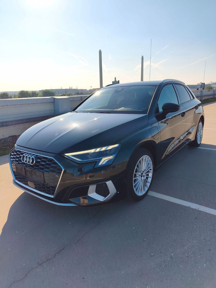Audi A3 Sportback 40 TFSI e advanced Matrix dynamisch