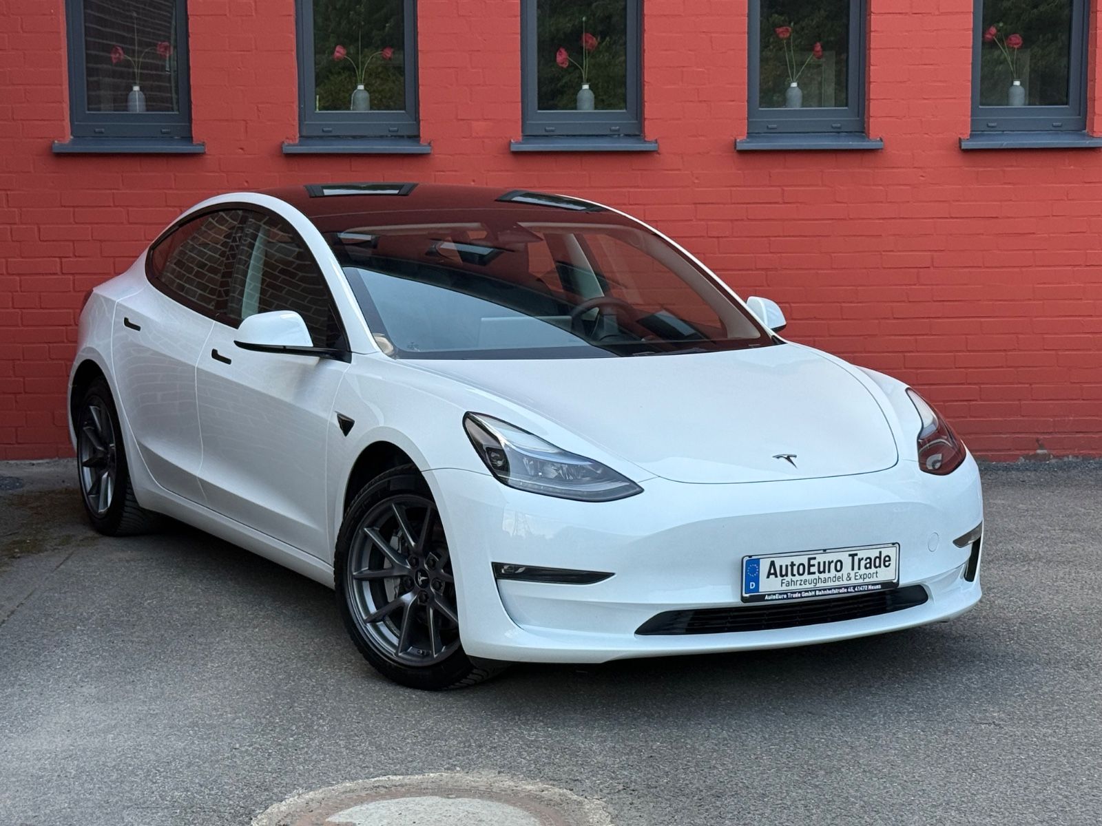 Tesla Model 3 Long Range | Dual AWD | NEU TÜV imagem 2