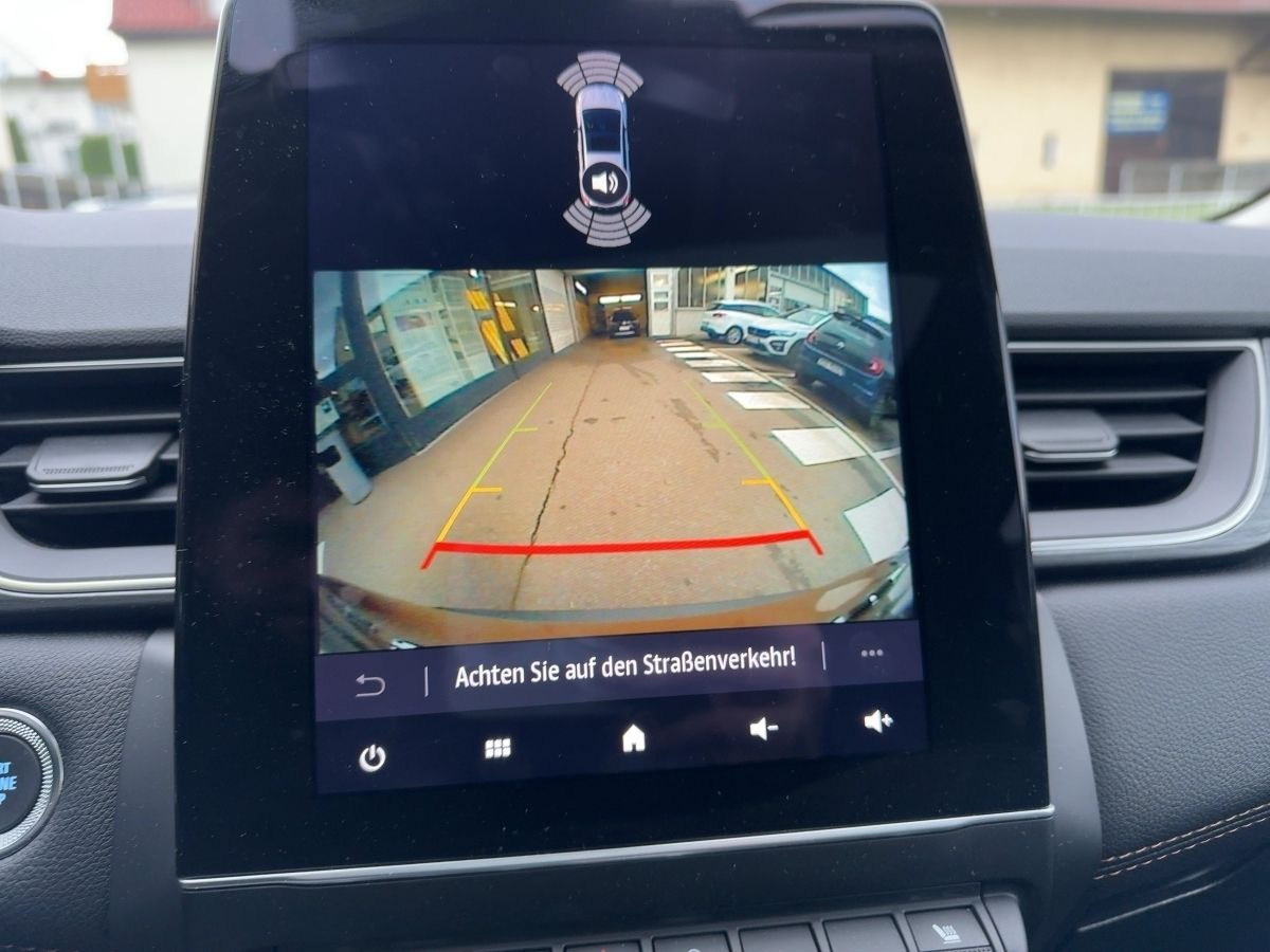 Fahrzeugabbildung Renault Captur INITIALE PARIS E-TECH Plug-in 160