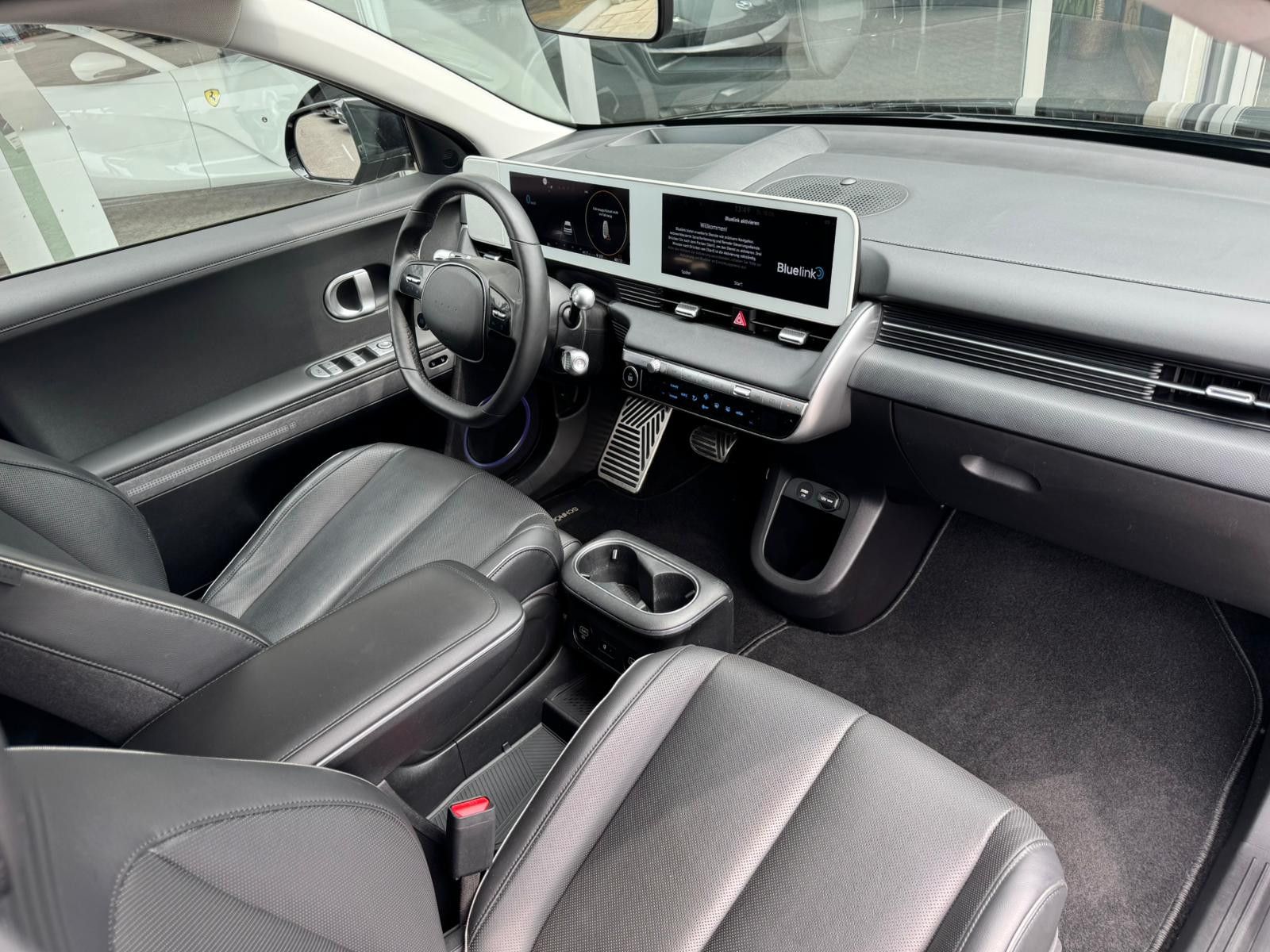 Fahrzeugabbildung Hyundai Ioniq 5 Uniq 4WD MEMO+LED+SHZ+HEAD+NAV+ACC+360°