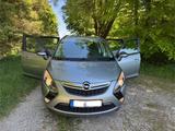 Opel Tourer 1.6  Automatik Navi Lenkradheizung AHK - Opel Zafira Tourer: Blau
