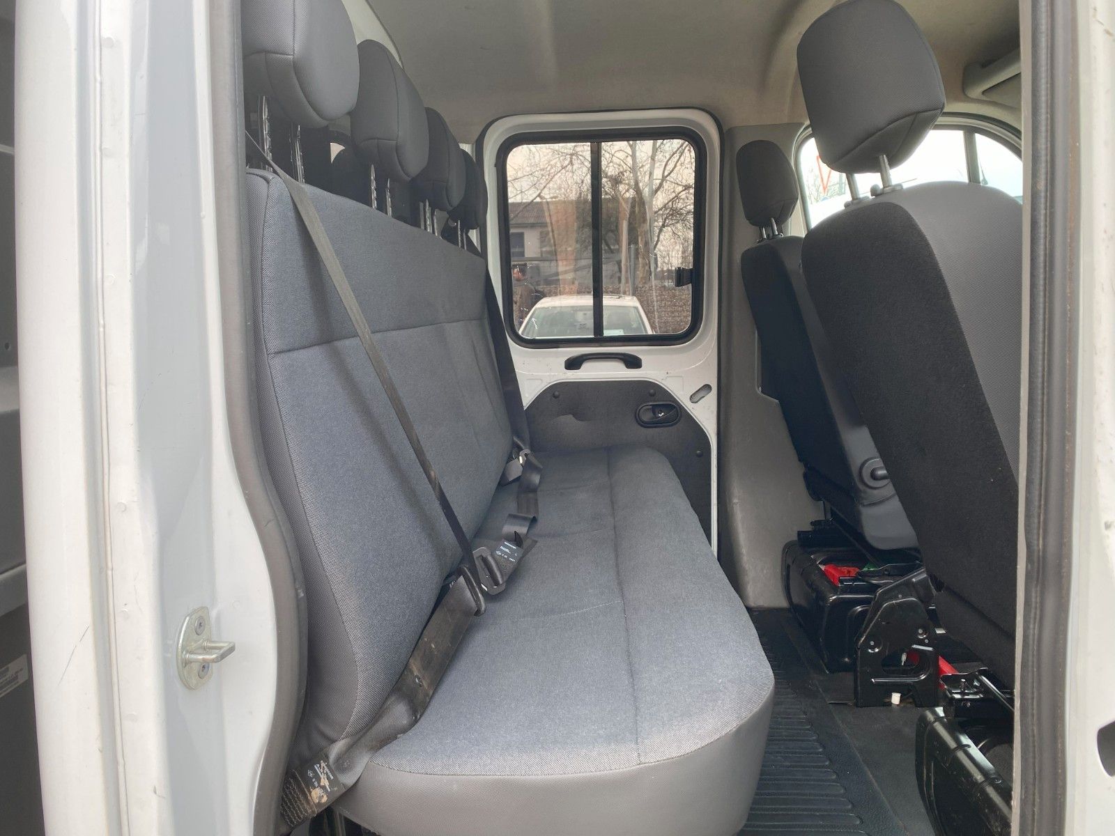 Fahrzeugabbildung Renault MasterIII DoKaDreiseitenkipper,1Hd,Klima,AHK,Kam