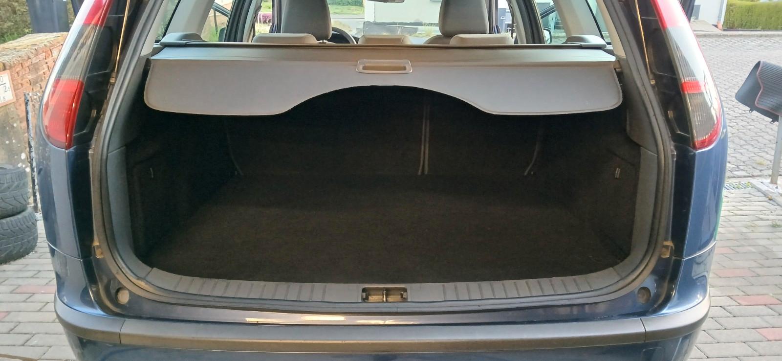 Ford Focus 2005 — photo 6
