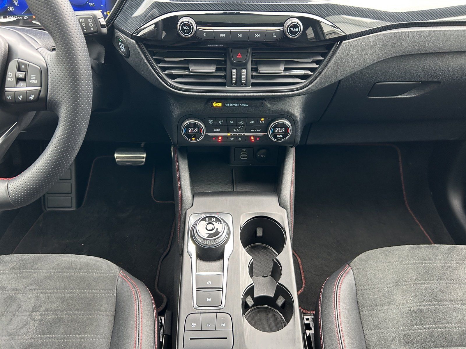 Fahrzeugabbildung Ford Kuga 2.5 PHEV ST-Line X Aut./LED/CAM/NAVI/PANO/