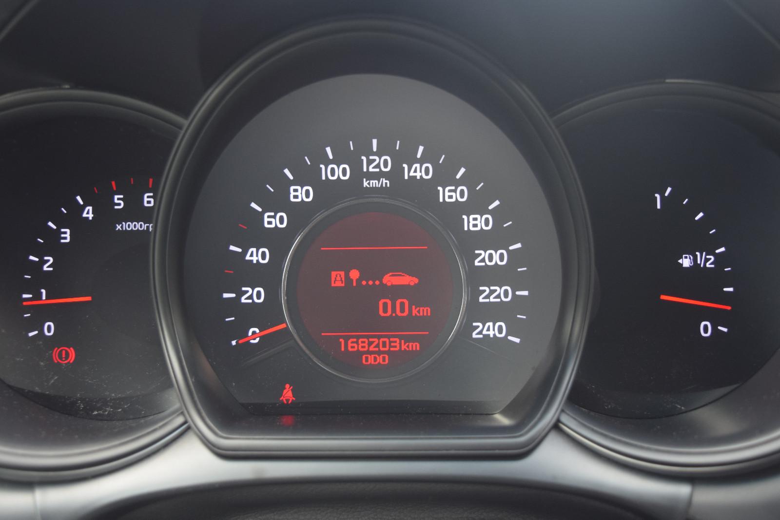 Kia cee'd 2013 — photo 7