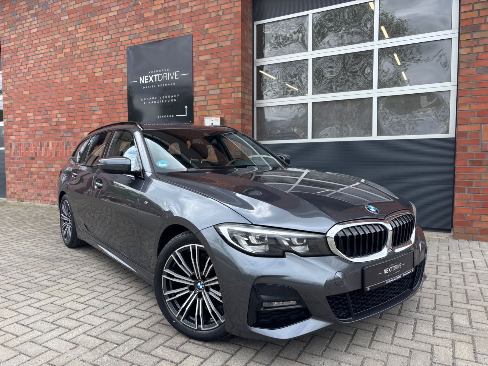 BMW 320d Touring *M Sport*AHK*Virtual*HiFi*Kamera* foto 5