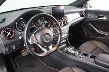 Mercedes CLA 45 AMG - 10