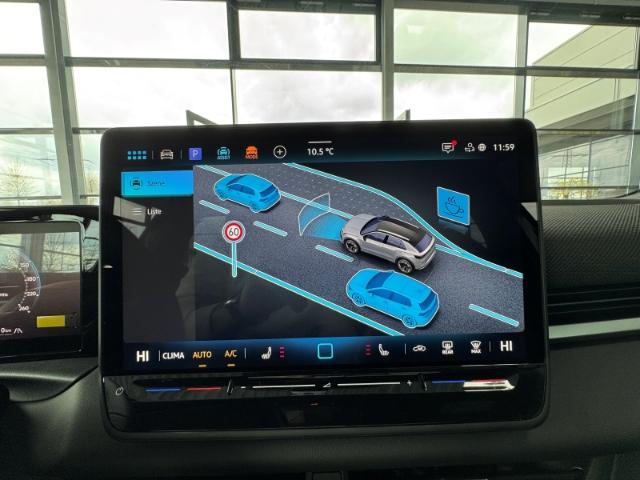 Volkswagen T-Roc 1.5 eTSI R-Line Navi AHK Kamera ACC SitzHZ