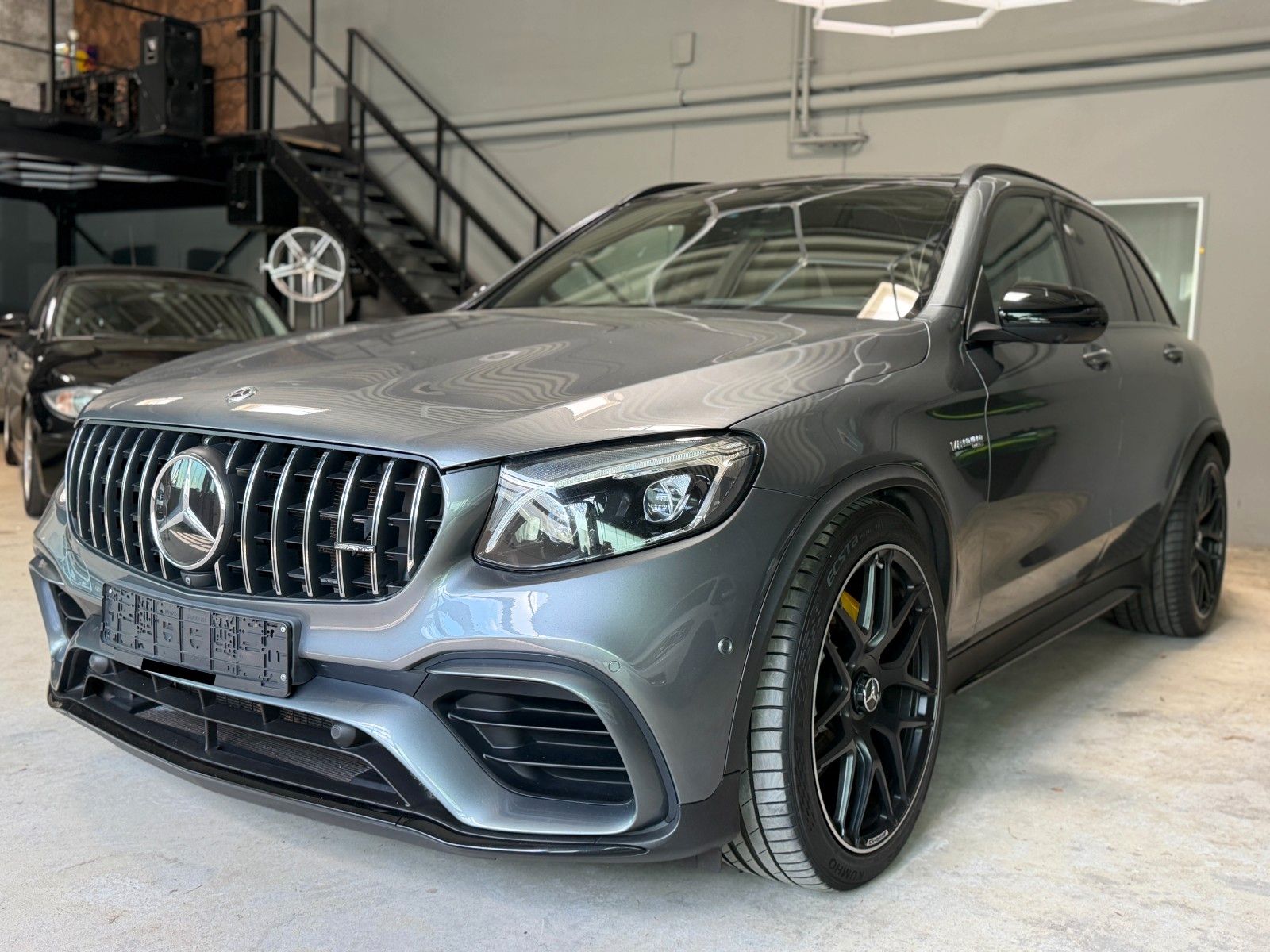 MERCEDES-BENZ GLC 63 AMG 4M Edition1/DISTRONIC/PANO/KEYLES