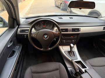 BMW 318 - 9