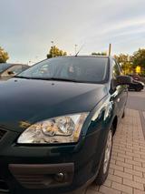 Ford Focus 1.6 - 78000 km - Ford Focus aus 2006: 1.6
