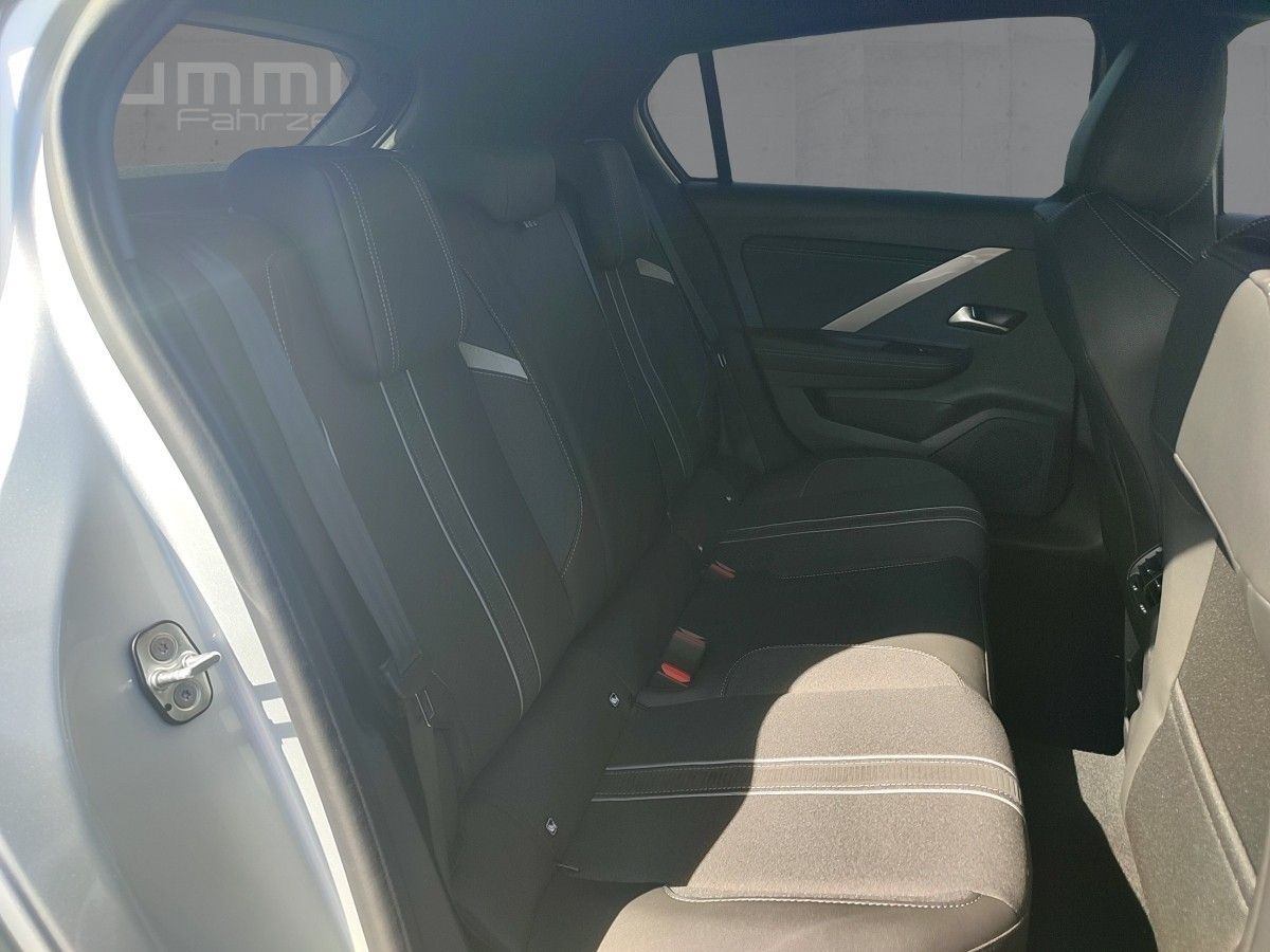 Opel Astra - Bild 12