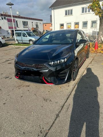 Kia proceed GT 1.6 L 204PS