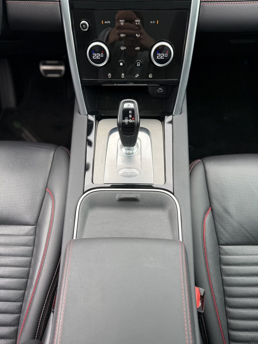 Fahrzeugabbildung Land Rover Discovery Sport D200 R-Dynamic AWD NAV+LED+AHK