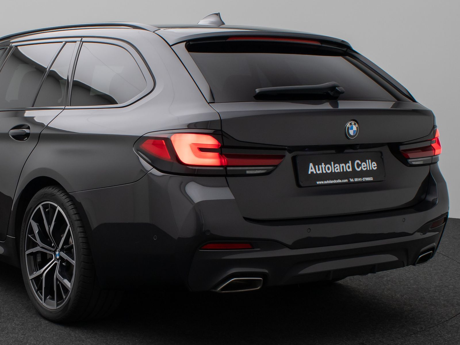 Fahrzeugabbildung BMW 520i M Sport Kamera DAB AHK Alarm Komfort 19Zoll