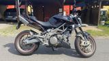 Aprilia Shiver 750 - V2 mit Charakter - APRILIA SHIVER 750