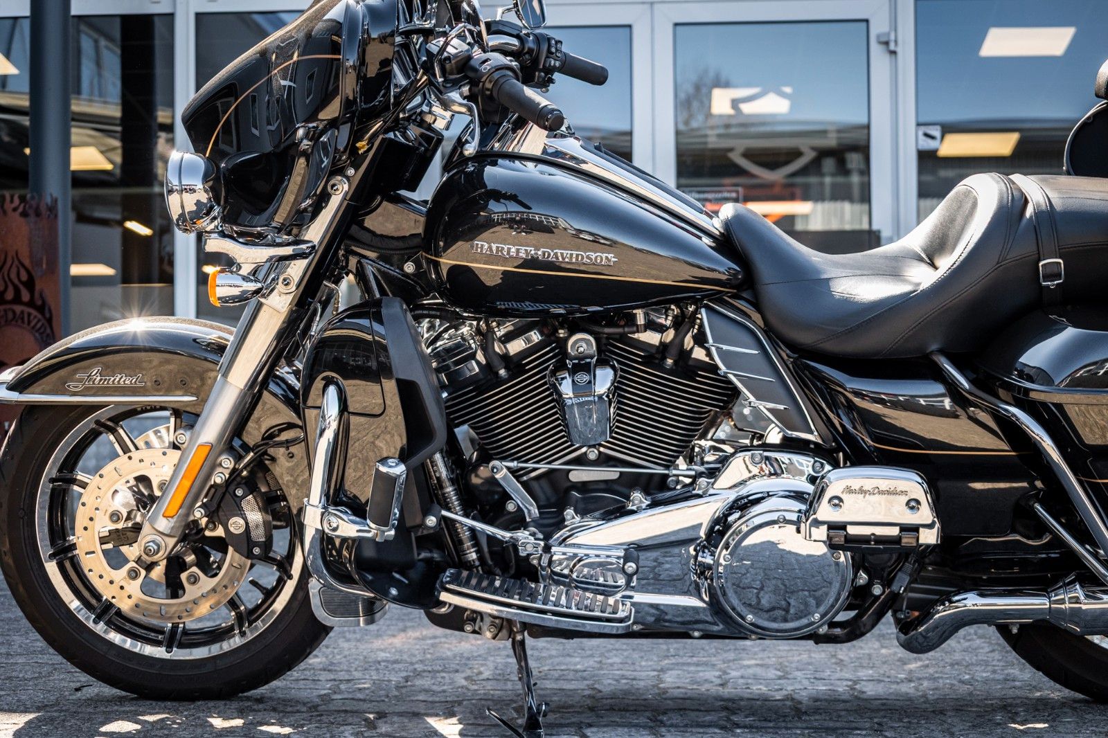 Fahrzeugabbildung Harley-Davidson ELECTRA GLIDE ULTRA LIMITED FLHTK 107 CUI