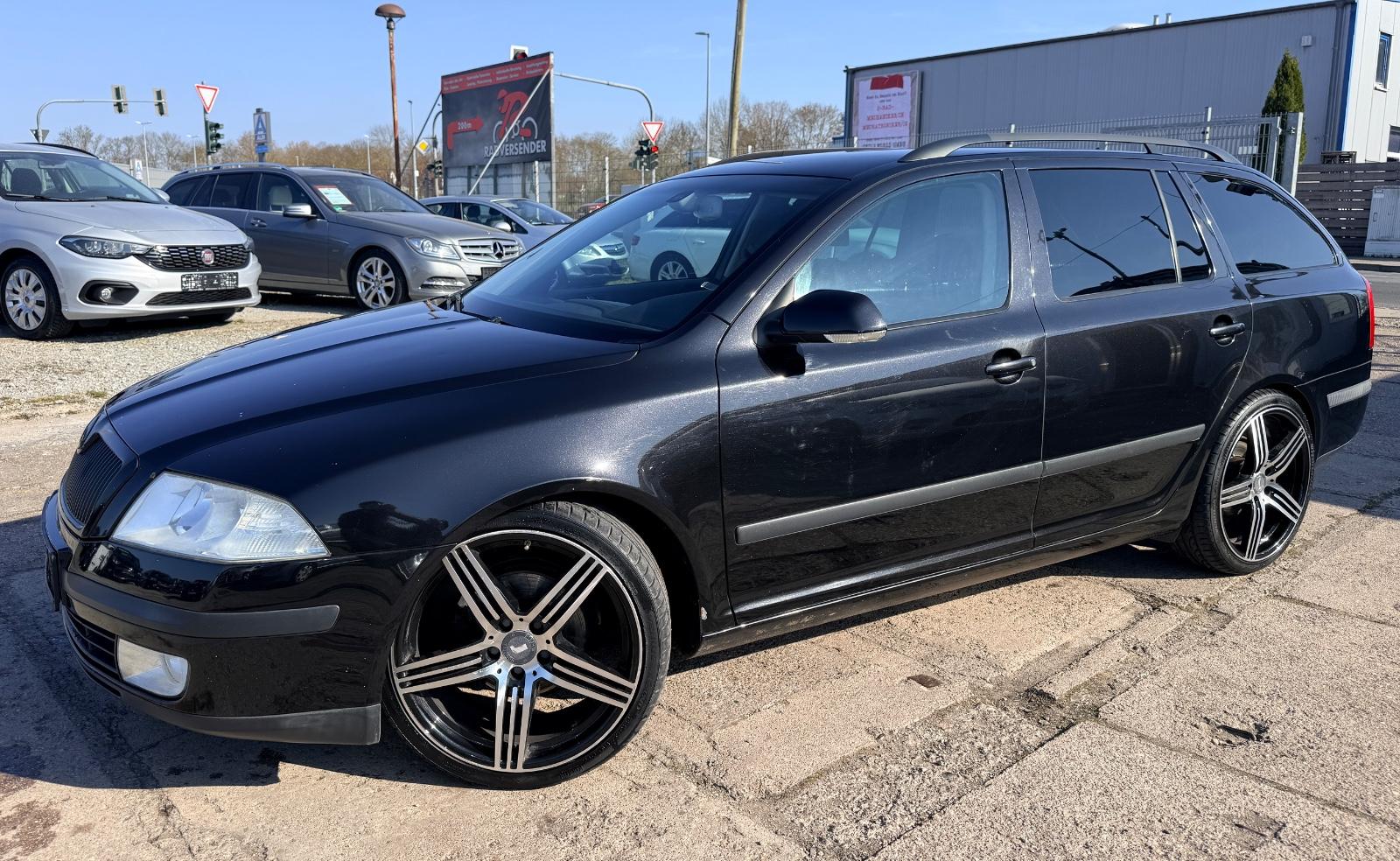 Skoda Octavia Combi Elegance Klima. Tüv Hu 05/2027