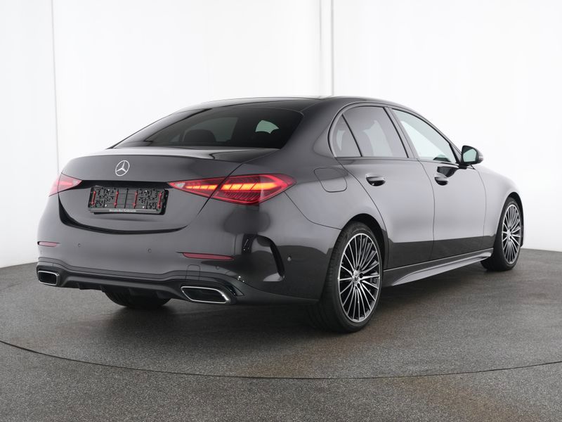Fahrzeugabbildung Mercedes-Benz C 180 AMG Night+Burmester+Ambi+Keyless+Memory