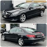 Mercedes-Benz E 200 Coupe 7G*SPORT-PAKET*2HD*NAVI*T.LEDER*PDC* - Mercedes-Benz E 200: Sportwagen